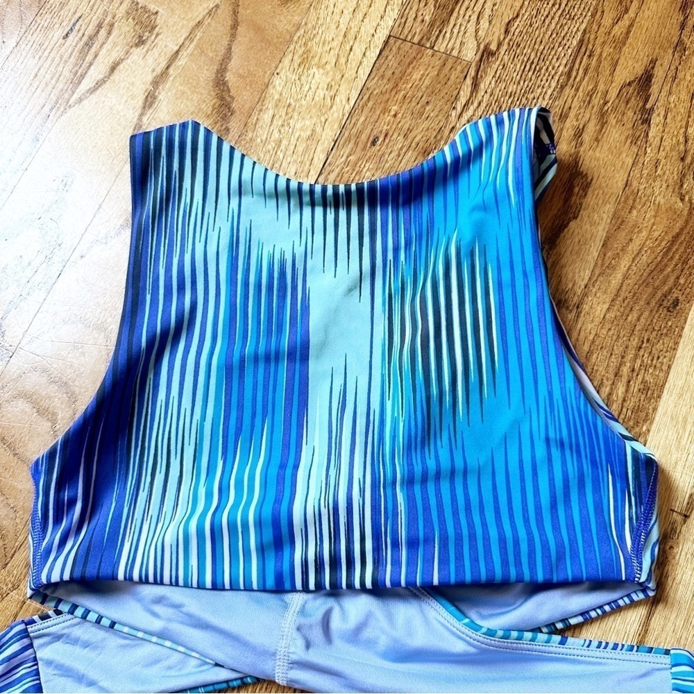 Athleta Ibiza Convertible Bikini Wrap Top Sz XS - Picture 3 of 9